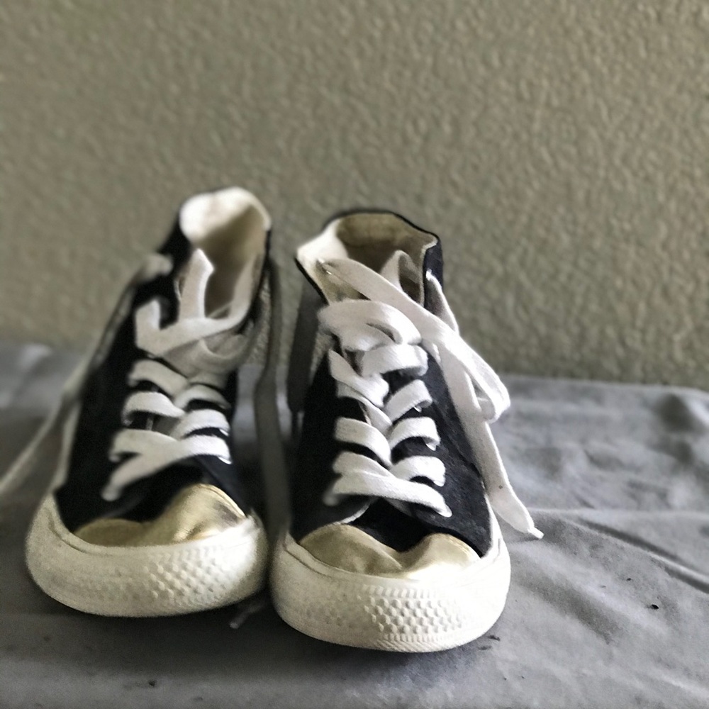 Black/White sneakers